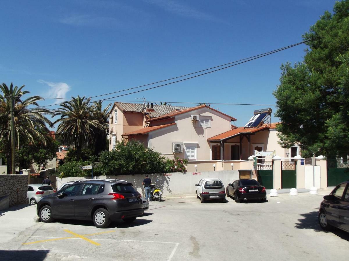 Apartments Goga Mali Losinj Bagian luar foto